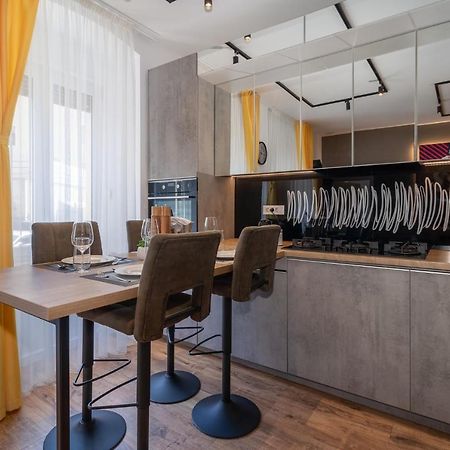 Apartments Barbis Rijeka Exterior photo